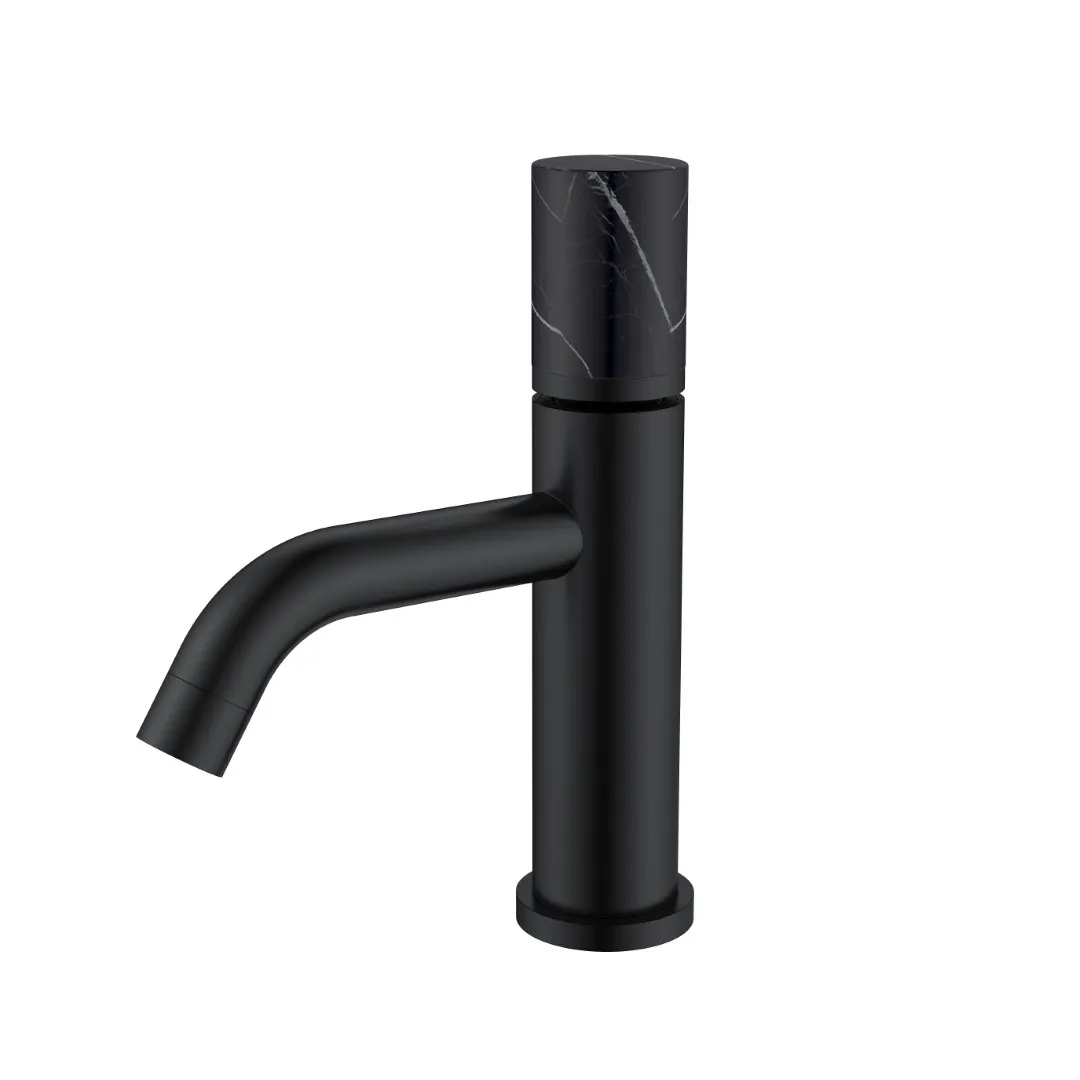 Смеситель для раковины Boheme Stick 121-B-MR-B