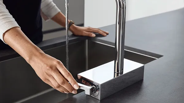 Смеситель Hansgrohe Aquno Select M81 73837000 для кухонной мойки фото 7