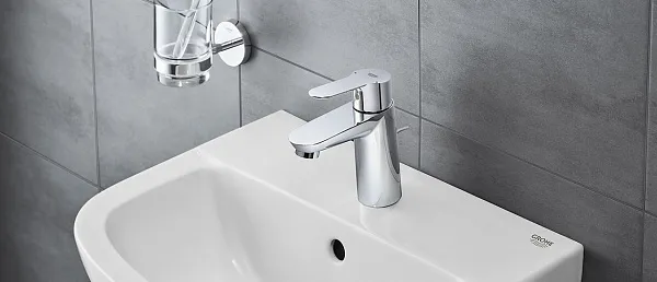 Смеситель Grohe BauEdge 23759000 для раковины с донным клапаном фото 2