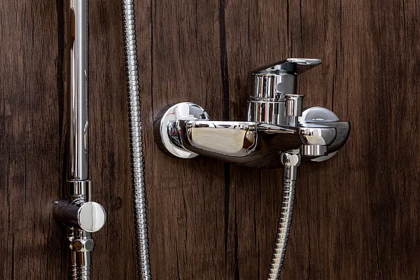 Смеситель Orange Flipo M23-100cr для ванны с душем фото 3