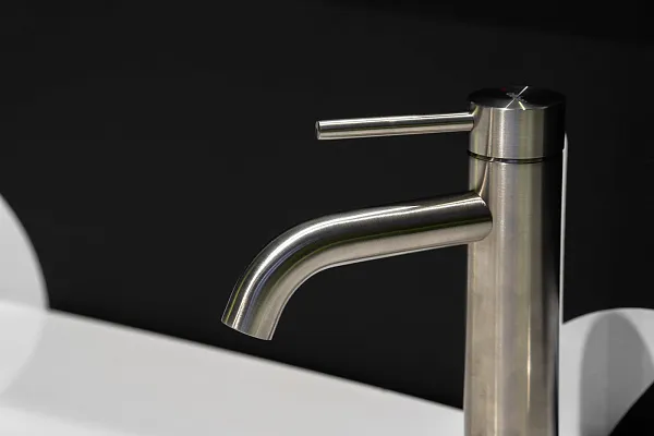 Смеситель для раковины ABBER Wasser Kreis 316 AF8110BST фото 3