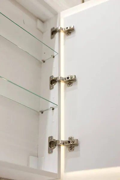 Зеркало-шкаф BelBagno Marino 60x80 SPC-MAR-600/800-1A-LED-TCH с подсветкой фото 8