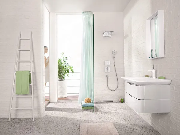 Термостат Hansgrohe ShowerSelect Glass Highflow 15735400 для душа с внутренней частью фото 4