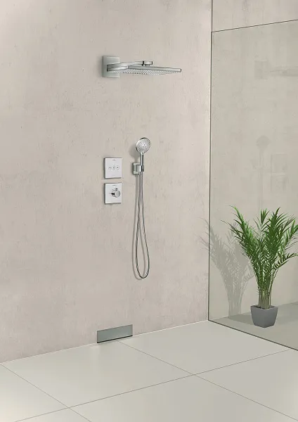 Термостат Hansgrohe ShowerSelect Glass Highflow 15734400 для душа с внутренней частью фото 2
