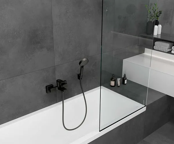 Смеситель Hansgrohe Vernis Shape 71450670 для ванны с душем фото 2