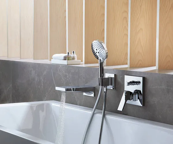 Смеситель Hansgrohe Metropol 32546000 для ванны с душем с внутренней частью фото 2