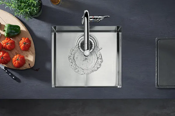 Смеситель Hansgrohe Metris M71 73801000 для кухонной мойки фото 6
