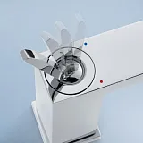 Смеситель Grohe Eurocube Joy 23658000 для раковины фото 4