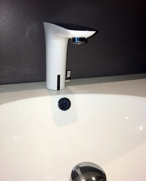 Смеситель Hansgrohe PuraVida 15170400 для раковины фото 3