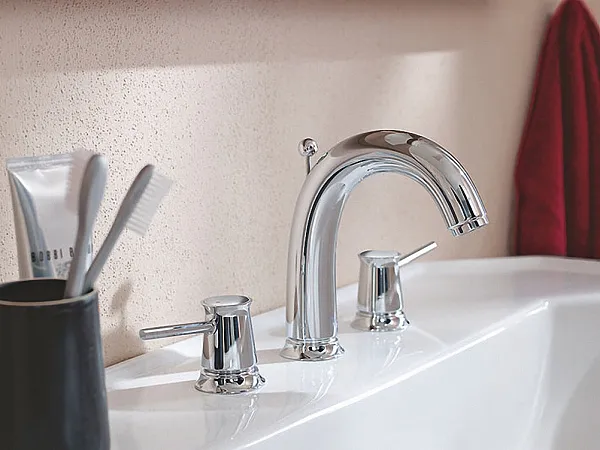 Смеситель Grohe BauClassic 20470000 для раковины с донным клапаном фото 3