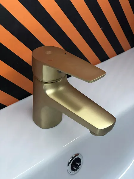 Смеситель Orange Loop M26-021br для раковины фото 3