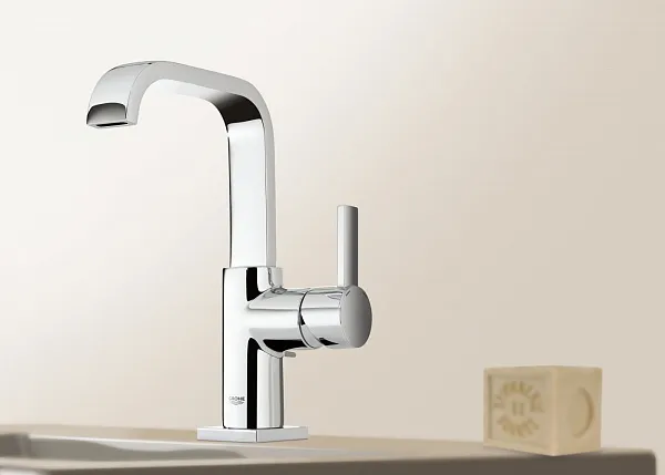 Смеситель Grohe Allure 32146000 для раковины с донным клапаном фото 8