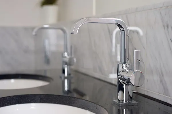 Смеситель Grohe Allure 32146000 для раковины с донным клапаном фото 9