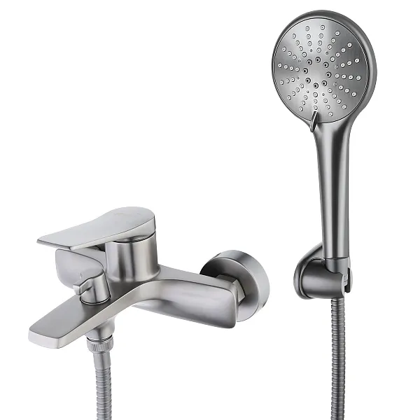 Смеситель Lemark Bronx LM3714GM для ванны с душем фото 1