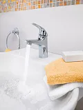 Смеситель Grohe BauCurve 32848000 для раковины фото 5