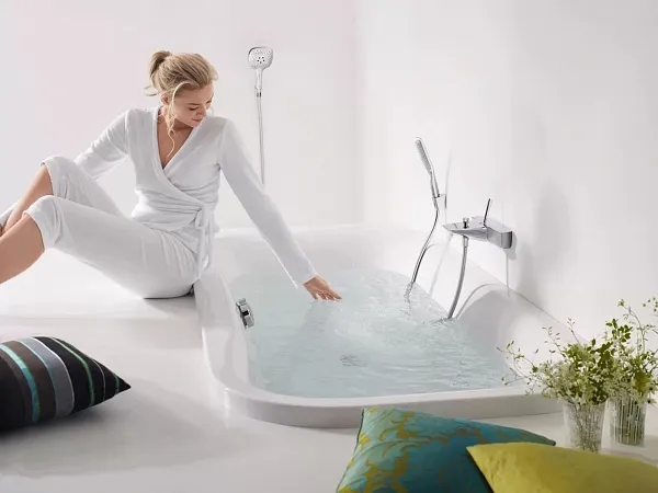 Смеситель Hansgrohe PuraVida 15472000 для ванны с душем фото 3
