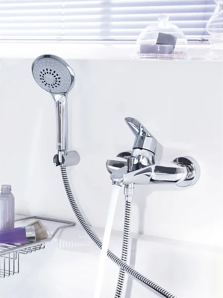 Смеситель Grohe Eurodisc Cosmopolitan 33395002 для ванны с душем фото 3