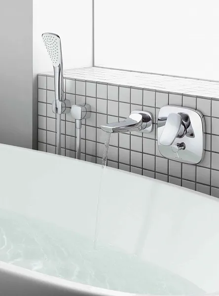 Смеситель Kludi Ambienta 536500575 для ванны с душем фото 3