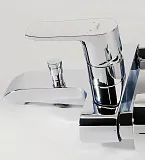 Смеситель Hansgrohe Metris 31480000 для ванны с душем фото 2