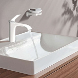 Смеситель Hansgrohe Vivenis 75022700 для раковины фото 2