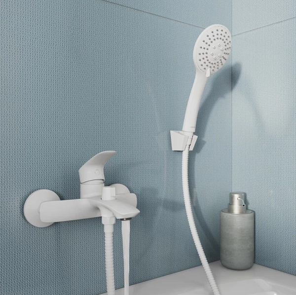 Смеситель Milardo Rora RORWT00M02 для ванны с душем с душевой лейкой фото 6