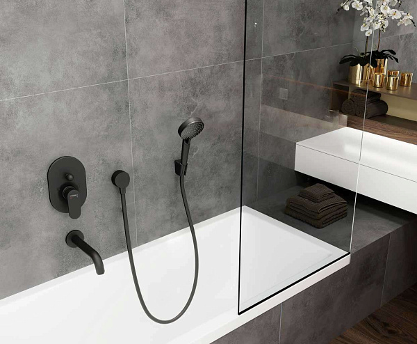 Смеситель Hansgrohe Vernis Blend 71449670 для ванны с душем фото 2